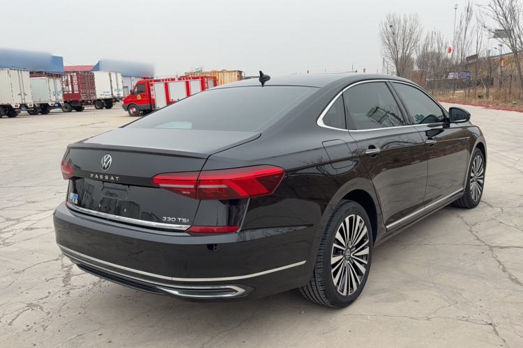 Used Volkswagen Passat 2021 330TSI Luxury Edition Rear