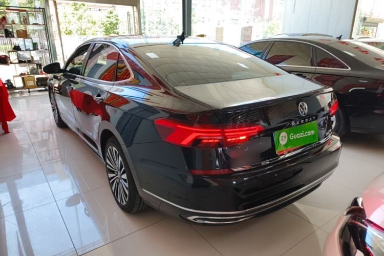 Used Volkswagen Passat 2021 380TSI Luxury Edition Rear Left 45 Deg