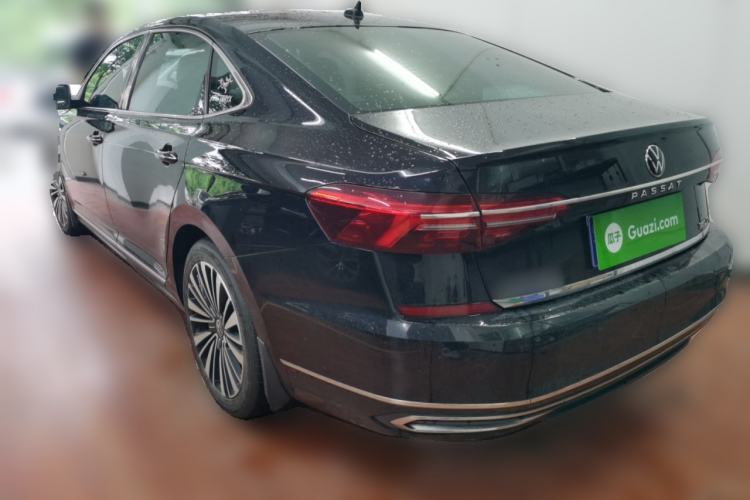Used Volkswagen Passat 2021 330TSI Luxury Edition Rear Left 45 Deg