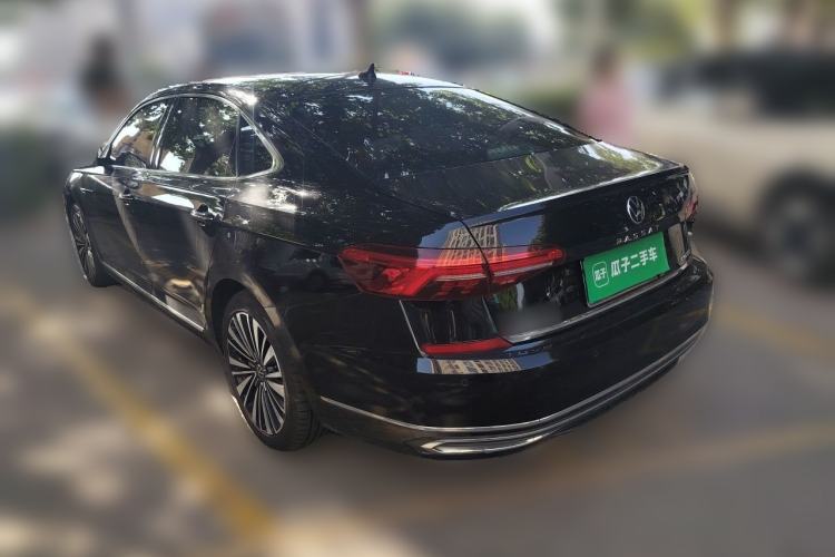 Used Volkswagen Passat 2021 330TSI Luxury Edition Rear Left 45 Deg