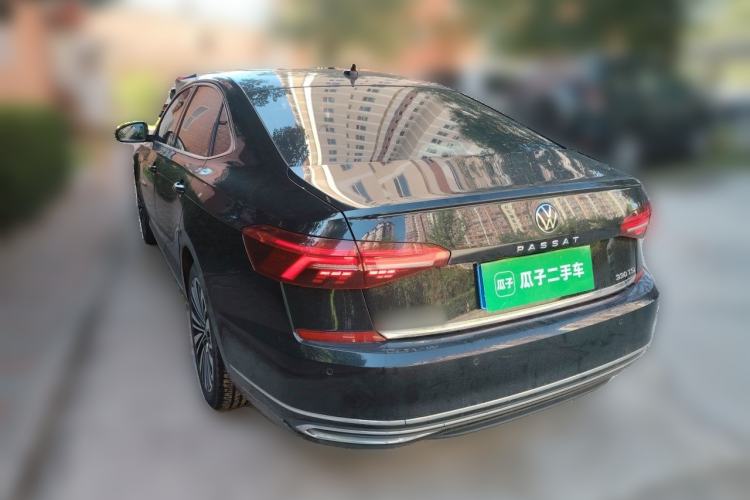 Used Volkswagen Passat 2021 330TSI Luxury Edition Rear Left 45 Deg