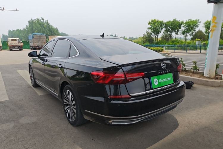 Used Volkswagen Passat 2021 330TSI Luxury Edition Rear Left 45 Deg