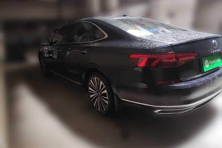 Used Volkswagen Passat 2021 330TSI Luxury Edition Rear Left 45 Deg