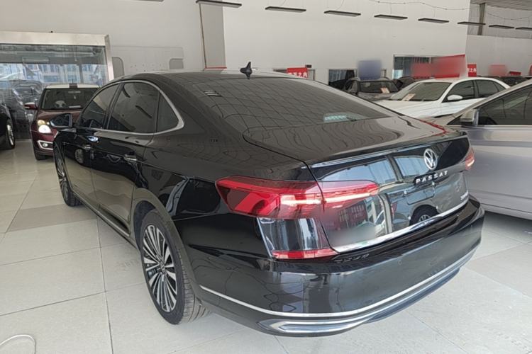Used Volkswagen Passat 2021 330TSI Luxury Edition Rear Left 45 Deg