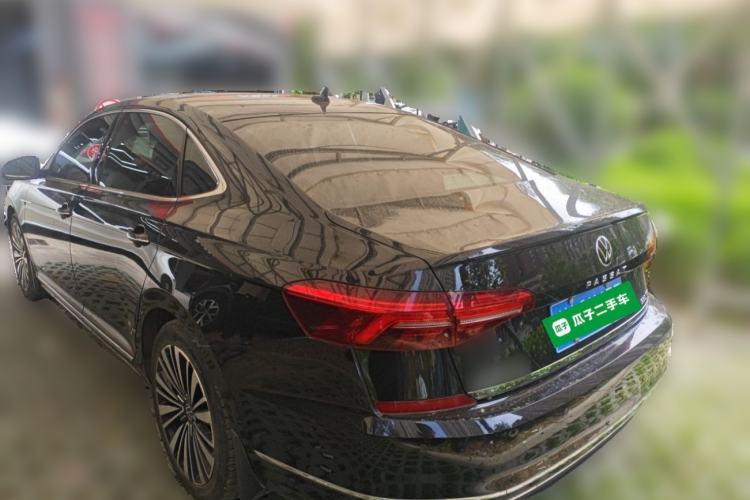 Used Volkswagen Passat 2021 330TSI Luxury Edition Rear Left 45 Deg