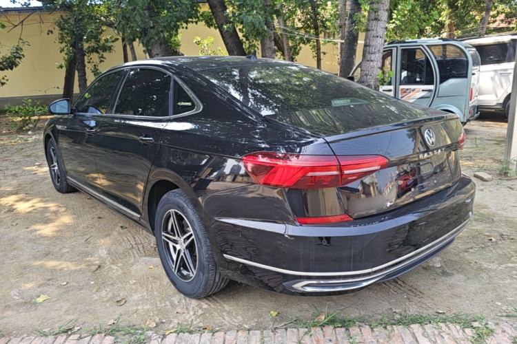 Used Volkswagen Passat 2021 280TSI Business Edition Rear Left 45 Deg