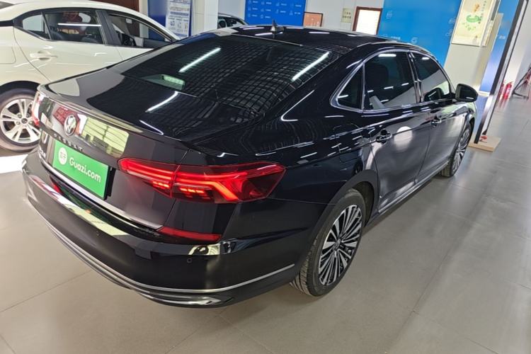 Used Volkswagen Passat 2021 330TSI Luxury Edition Rear Right 45 Deg