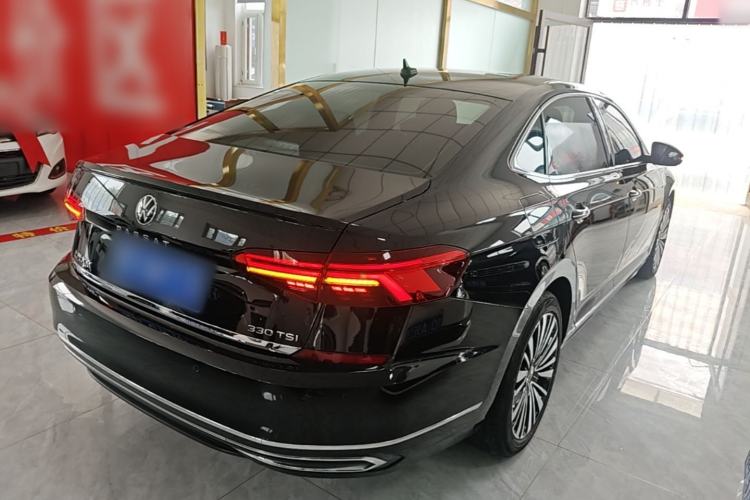 Used Volkswagen Passat 2021 330TSI Luxury Edition Rear Right 45 Deg