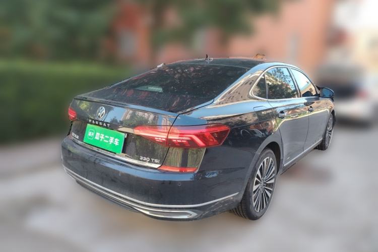 Used Volkswagen Passat 2021 330TSI Luxury Edition Rear Right 45 Deg