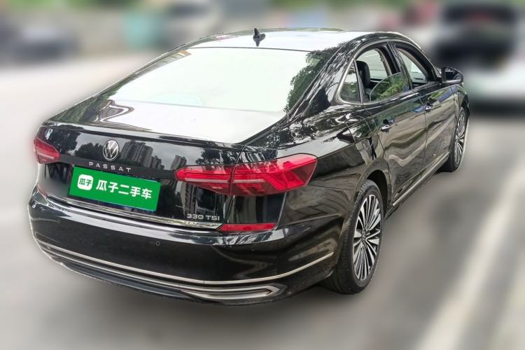 Used Volkswagen Passat 2021 330TSI Luxury Edition Rear Right 45 Deg