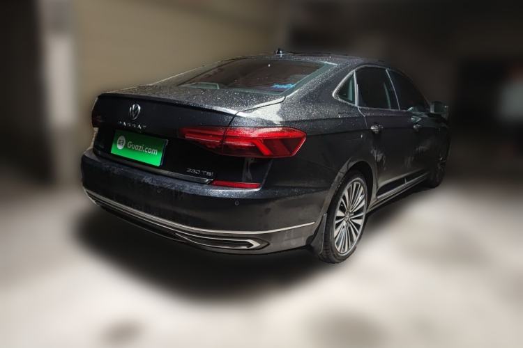 Used Volkswagen Passat 2021 330TSI Luxury Edition Rear Right 45 Deg