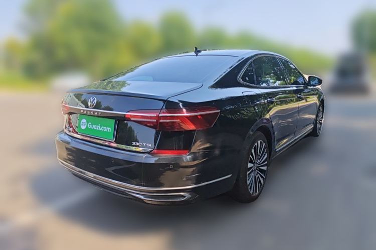 Used Volkswagen Passat 2021 330TSI Luxury Edition Rear Right 45 Deg