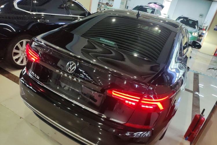 Used Volkswagen Passat 2021 330TSI Luxury Edition Rear Right 45 Deg