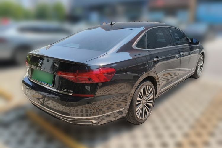 Used Volkswagen Passat 2021 330TSI Luxury Edition Rear Right 45 Deg