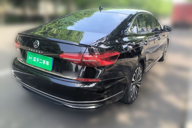 Used Volkswagen Passat 2021 330TSI Luxury Edition Rear Right 45 Deg