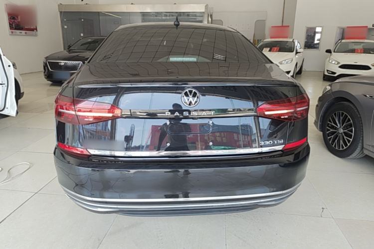 Used Volkswagen Passat 2021 330TSI Luxury Edition Rear