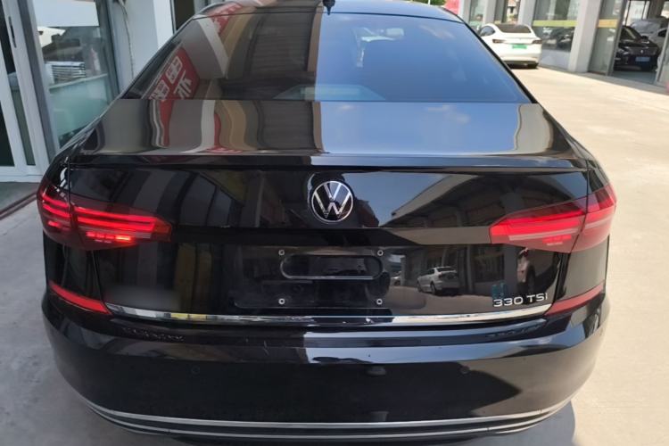 Used Volkswagen Passat 2021 330TSI Luxury Edition Rear