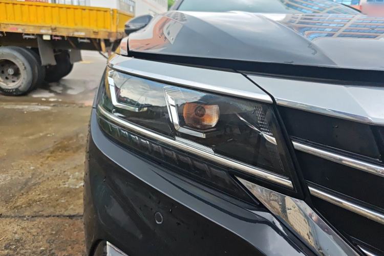 Used Volkswagen Passat 2021 330TSI Elite Edition Right Front Headlight