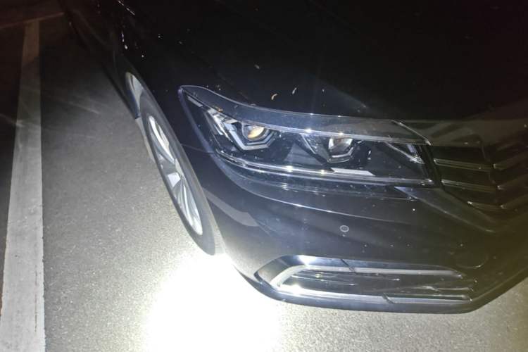 Used Volkswagen Passat 2021 330TSI Elite Edition Right Front Headlight