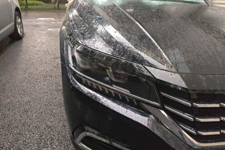 Used Volkswagen Passat 2021 330TSI Luxury Edition Right Front Headlight
