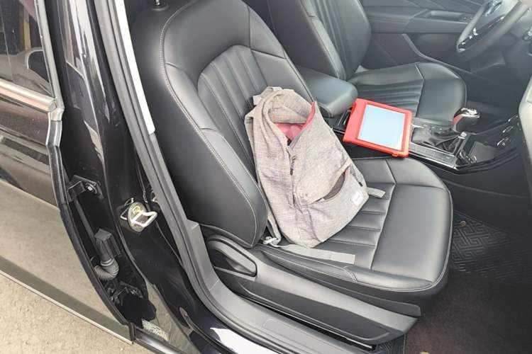 Used Volkswagen Passat 2021 280TSI Business Edition Right Front Seat