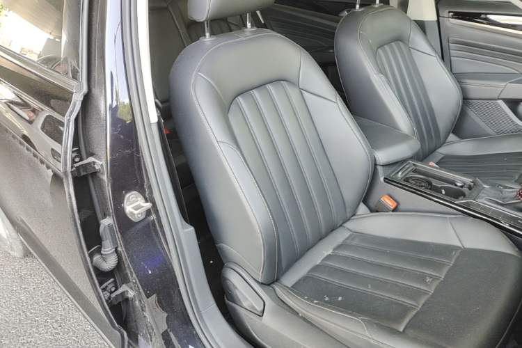 Used Volkswagen Passat 2021 280TSI Business Edition Right Front Seat