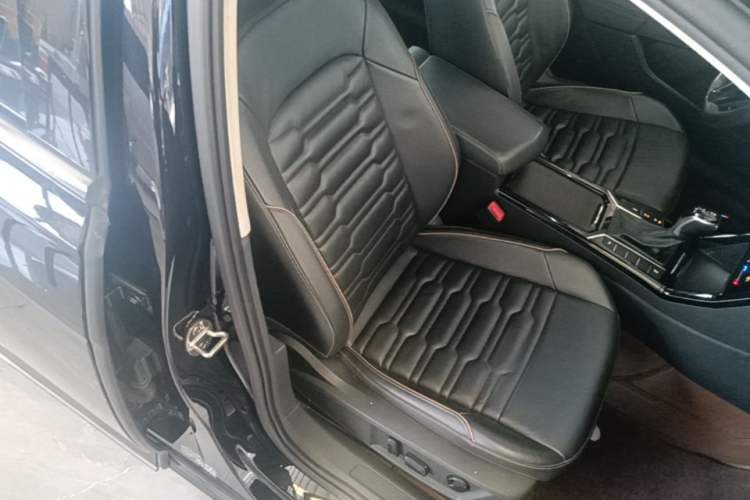 Used Volkswagen Passat 2021 330TSI Elite Edition Right Front Seat