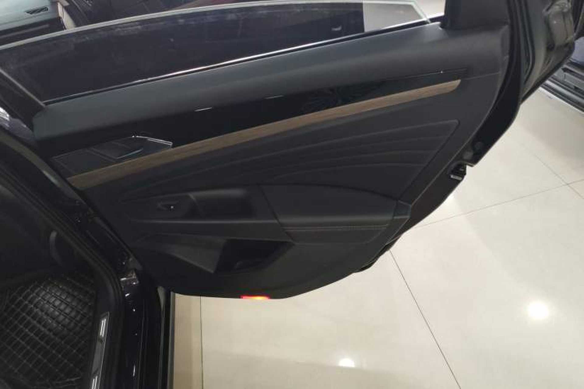 Used Volkswagen Passat 2021 330TSI Luxury Edition Right Rear Door Interior