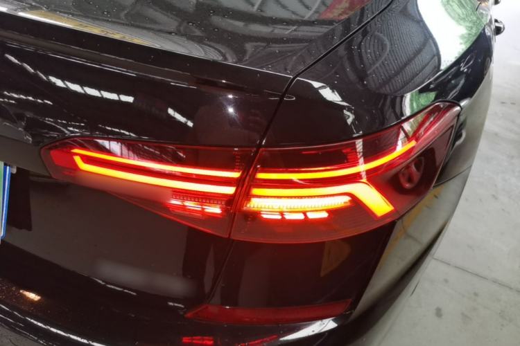 Used Volkswagen Passat 2021 330TSI Elite Edition Right Rear Taillight