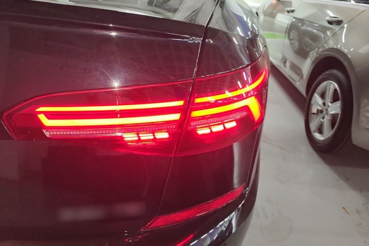 Used Volkswagen Passat 2021 330TSI Elite Edition Right Rear Taillight
