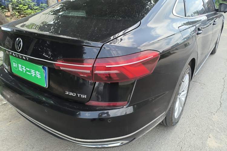 Used Volkswagen Passat 2021 330TSI Elite Edition Right Rear Taillight