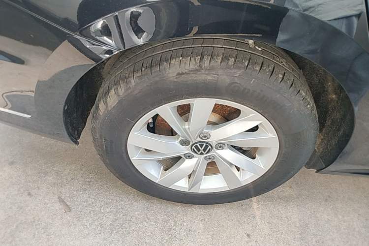 Used Volkswagen Passat 2021 280TSI Business Edition Right Rear Wheel Hub