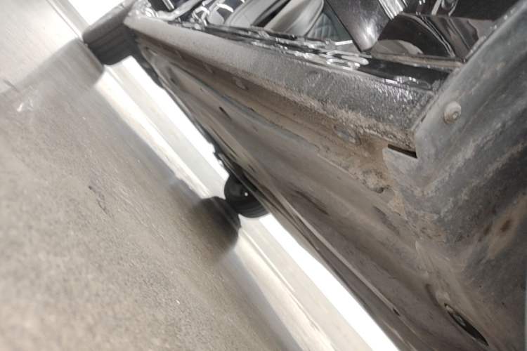 Used Volkswagen Passat 2021 330TSI Luxury Edition Right Side Sill