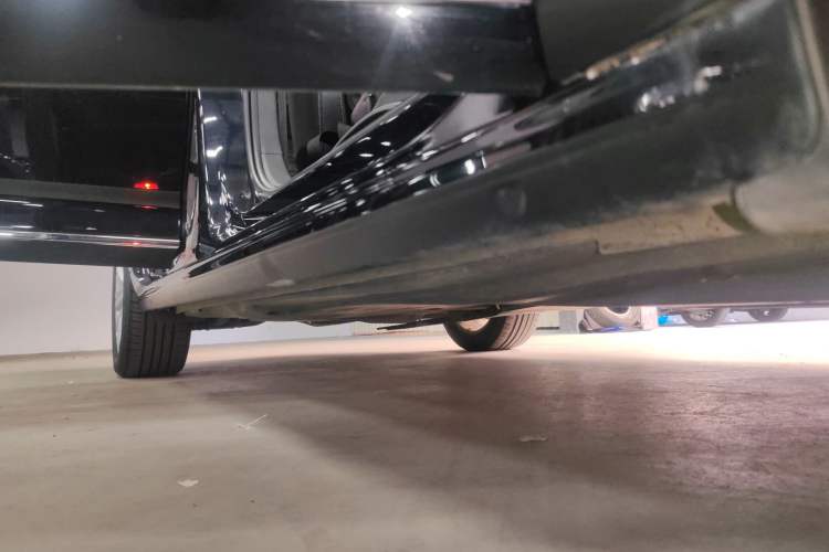 Used Volkswagen Passat 2021 280TSI Elite Edition Right Side Sill