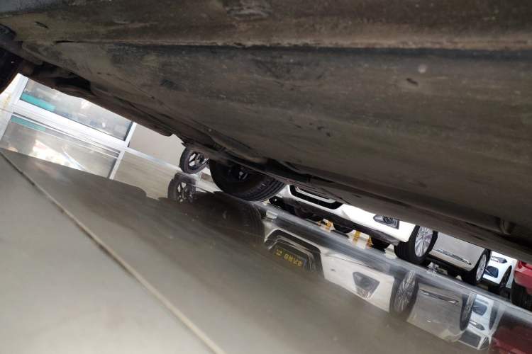 Used Volkswagen Passat 2021 330TSI Luxury Edition Right Side Sill