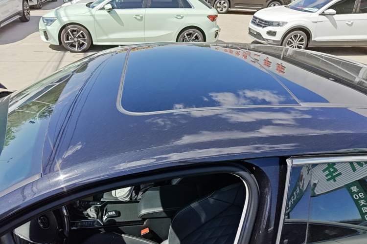 Used Volkswagen Passat 2021 330TSI Luxury Edition Roof