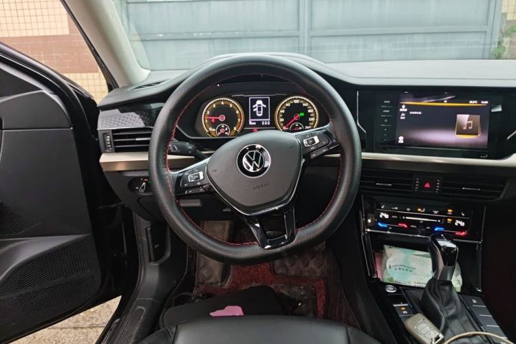 Used Volkswagen Passat 2021 330TSI Elite Edition Steering Wheel
