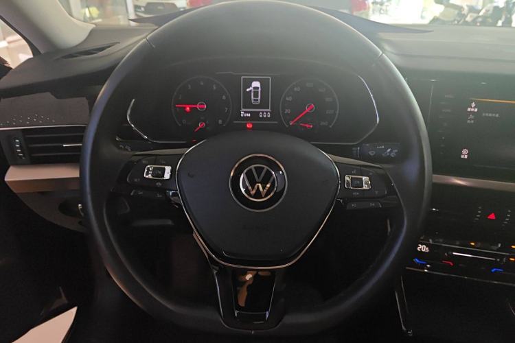 Used Volkswagen Passat 2021 330TSI Elite Edition Steering Wheel