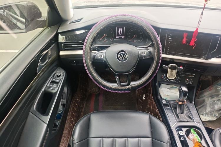 Used Volkswagen Passat 2021 280TSI Business Edition Steering Wheel