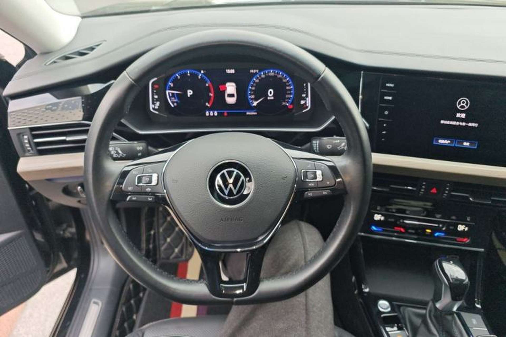 Used Volkswagen Passat 2021 330TSI Luxury Edition Steering Wheel