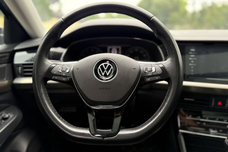 Used Volkswagen Passat 2021 330TSI Elite Edition Steering Wheel