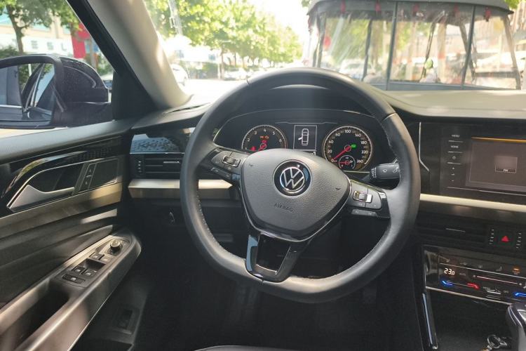 Used Volkswagen Passat 2021 330TSI Elite Edition Steering Wheel