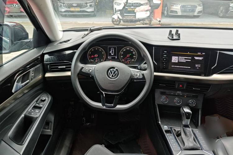 Used Volkswagen Passat 2021 280TSI Business Edition Steering Wheel