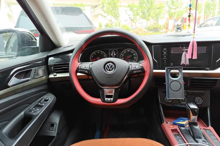 Used Volkswagen Passat 2021 280TSI Business Edition Steering Wheel