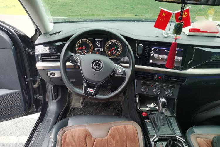 Used Volkswagen Passat 2021 330TSI Elite Edition Steering Wheel