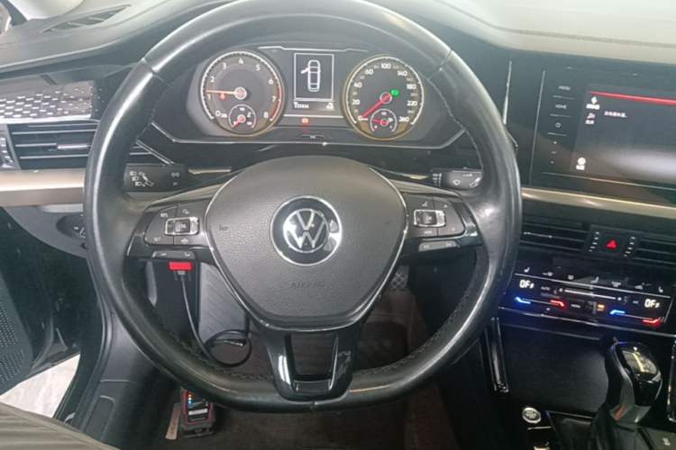 Used Volkswagen Passat 2021 330TSI Elite Edition Steering Wheel