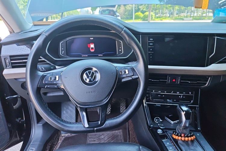 Used Volkswagen Passat 2021 330TSI Luxury Edition Steering Wheel