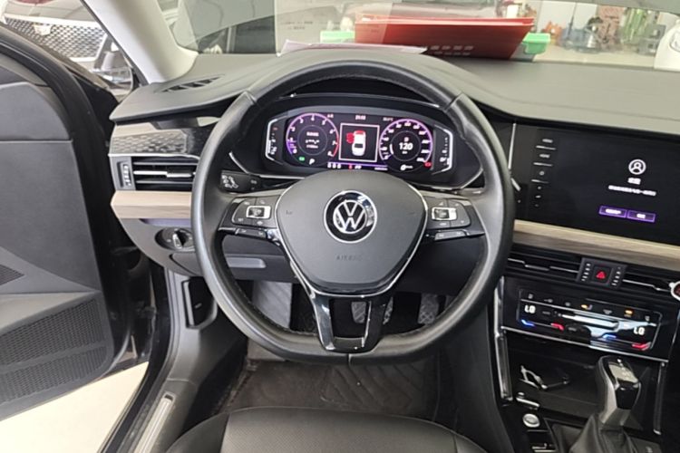 Used Volkswagen Passat 2021 330TSI Luxury Edition Steering Wheel