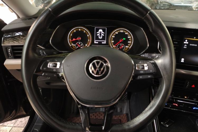Used Volkswagen Passat 2021 330TSI Elite Edition Steering Wheel