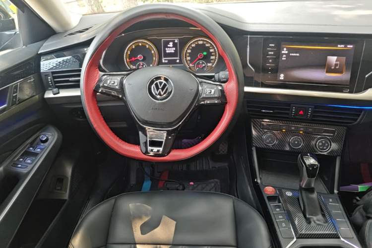 Used Volkswagen Passat 2021 280TSI Business Edition Steering Wheel